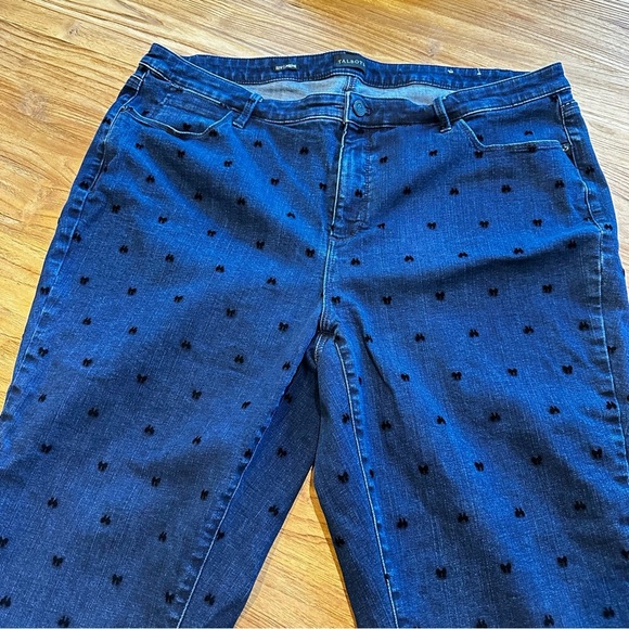 Talbots Women’s Plus Size Jeggings 22 Dark Denim Wash Flocked Black Bows Detail - Picture 10 of 11